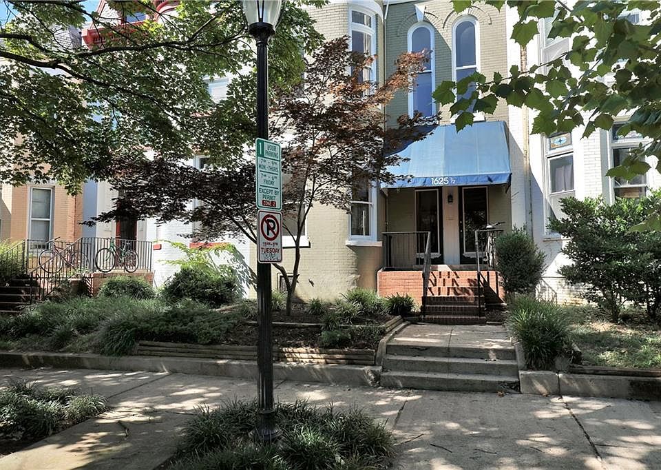 1st image of 1625 1/2 W Grace St APT B