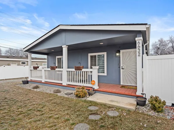 6632 N Crestline St, Spokane, WA 99217