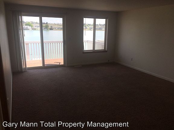 5th image of 1321 W Lakeside Dr