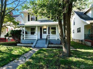 695 Greenlawn Ave, Dayton, OH 45403