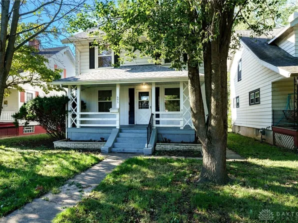 695 Greenlawn Ave, Dayton, OH 45403