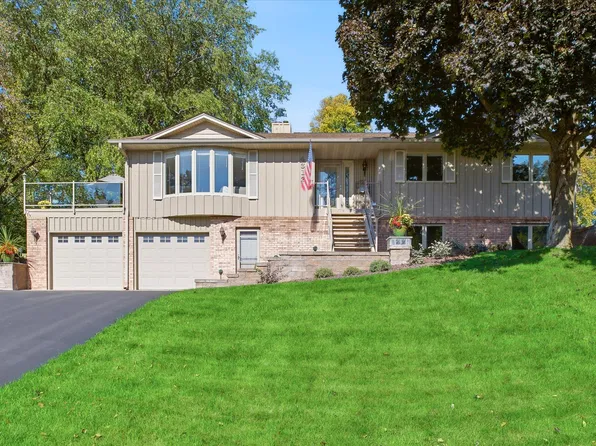 4312 Aries Ct, Eagan, MN 55123