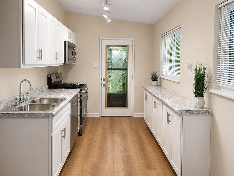 1125 Apache Dr — Photo 4