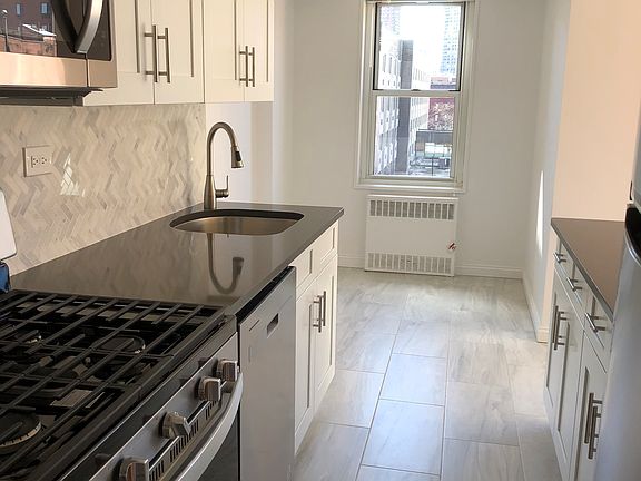 5th image of 747 10th Ave APT 8G