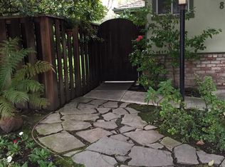 894 Garland Dr, Palo Alto, CA 94303