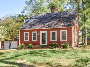 1418 County Road 750 E, Carmi, IL 62821