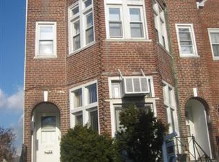 6801 Clyde St, Forest Hills, NY 11375