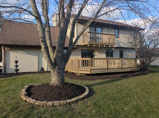 N75W23419 N Ridgeview CIRCLE, Sussex, WI 53089