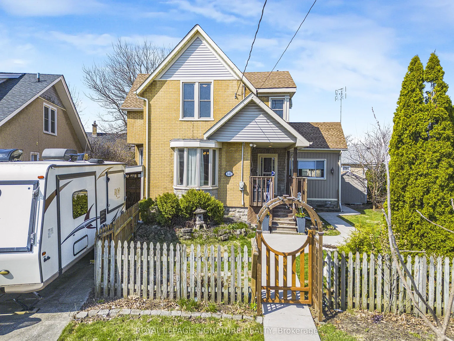 141 York St photo 1