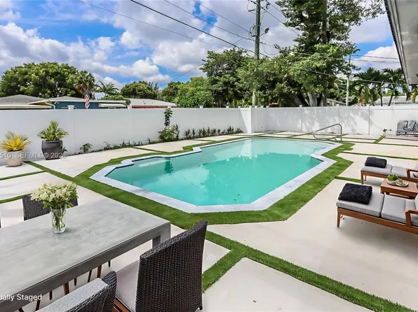 1110 S 14th Ave, Hollywood, FL 33020