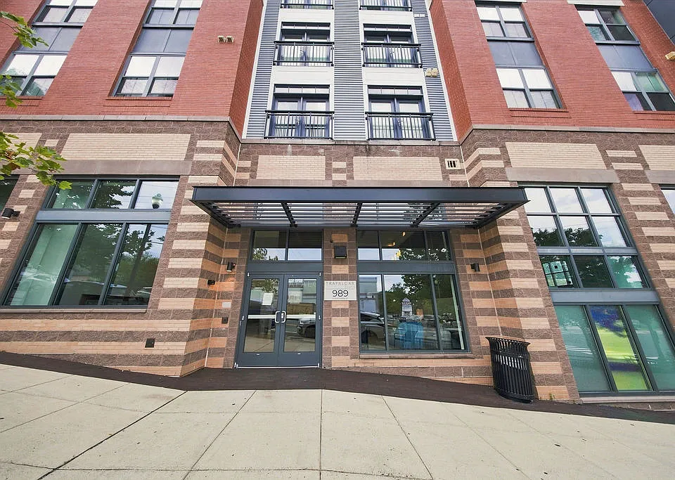 989 S Buchanan St #325