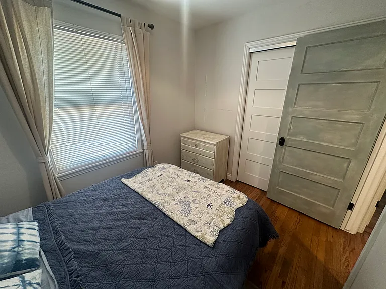 5290 Cabrillo Ave — Photo 7