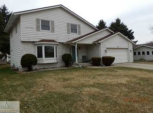 912 Tindalaya Dr, Lansing, MI 48917