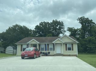 1600 Hannibal Dr, Oak Grove, KY 42262