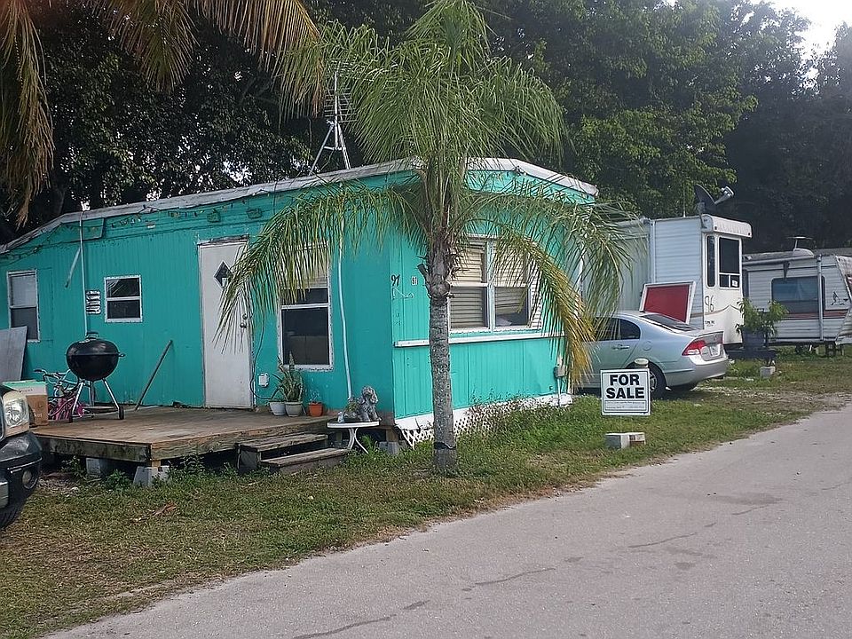 2nd image of 15030 5th St #97