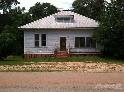 Photo front of house