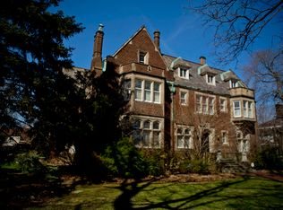 1723 Iroquois St, Detroit, MI 48214