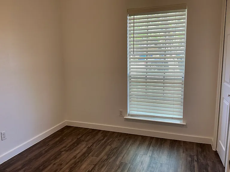 104 Cold Springs Loop — Photo 24