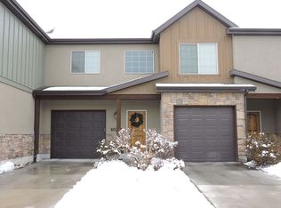 10216 S Mystic Falls Way, South Jordan, UT 84095