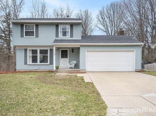 6609 Rix St SE, Ada, MI 49301