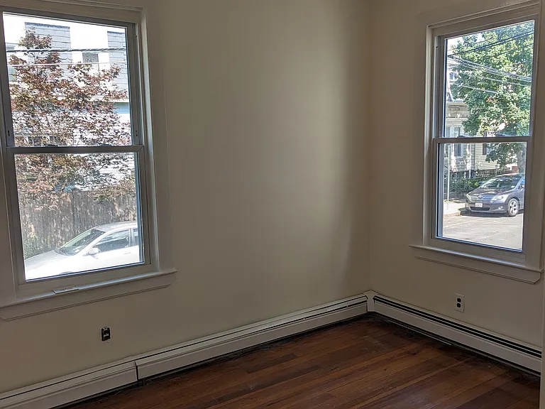 19 Houghton St #1 — Photo 6