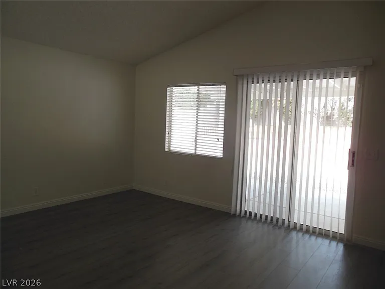 3305 Surfline Dr — Photo 13