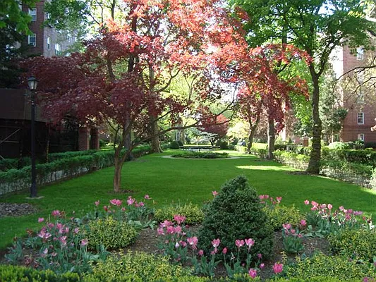 Sold by Benjamin Realty Since 1980 | media 25