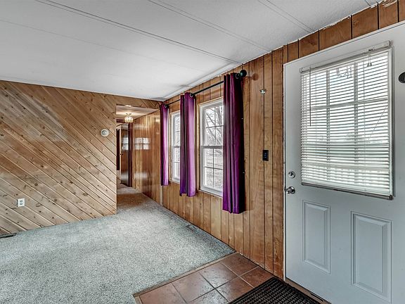 3rd image of 33 Rugg Road