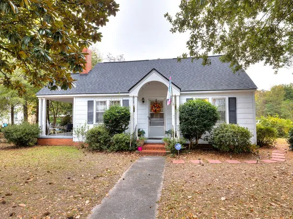 324 S Church St, Manning, SC 29102