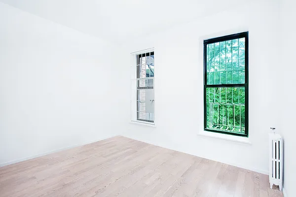 Rented by HH Realty | media 22