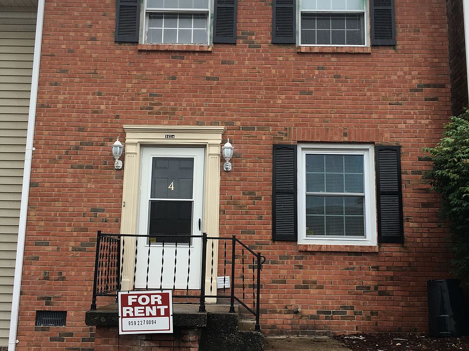 1st image of 1658 Foxhaven Dr APT 4