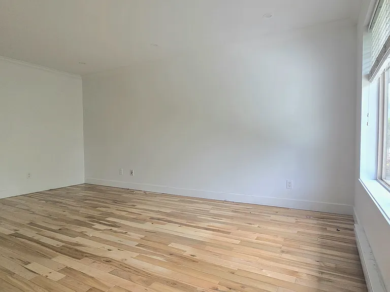 3130 267a St — Photo 21