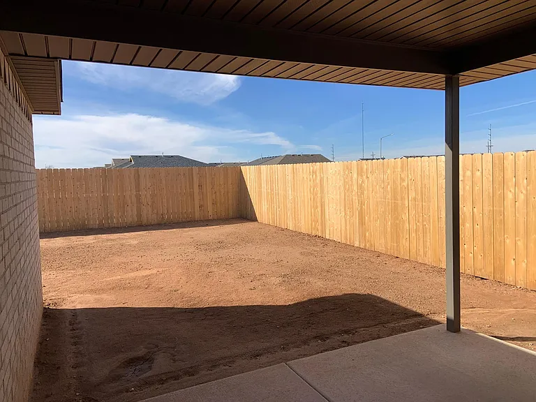3608 Valencia Ave — Photo 25
