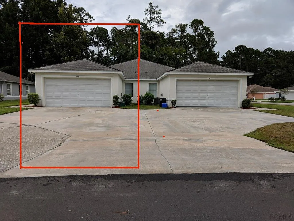 33 Pony Ln — Photo 1