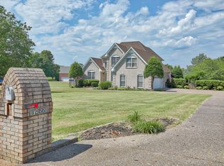 7288 Old Franklin Rd, Fairview, TN 37062