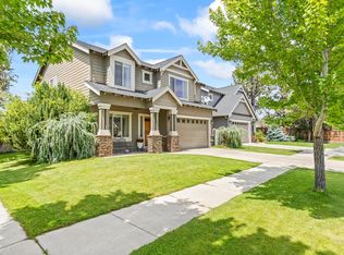 1885 NE Altura Dr, Bend, OR 97701