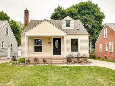 2432 Harvard Rd, Berkley, MI, 48072
