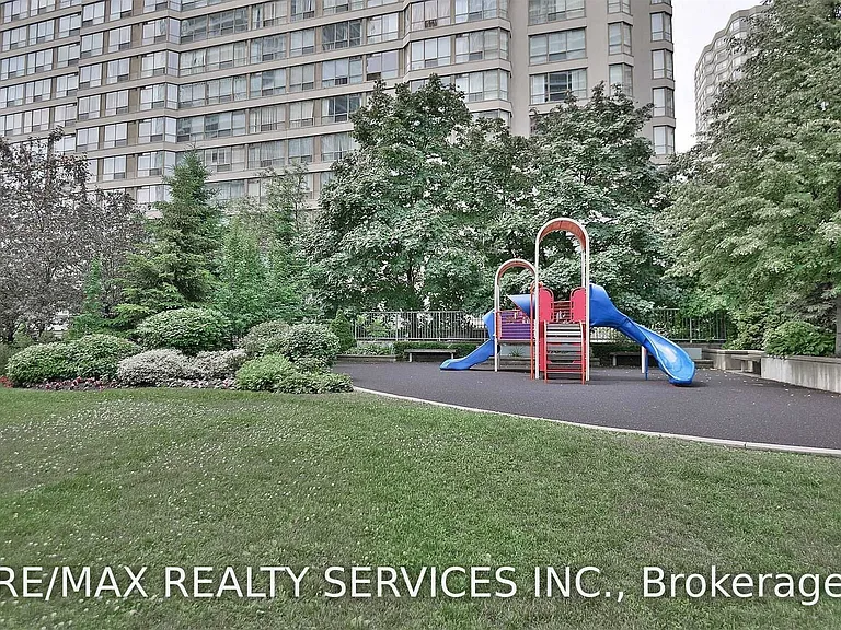 1 Elm Dr W #312 — Photo 22
