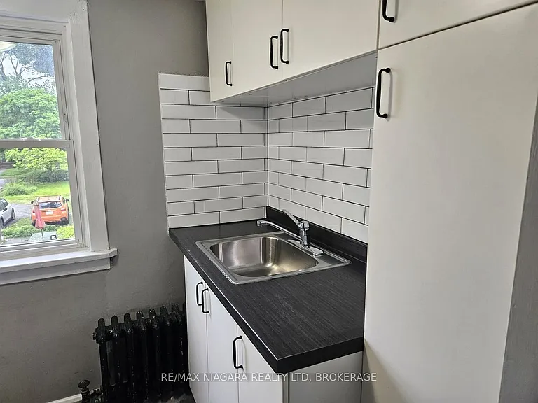 23 Avenue Pl #2 — Photo 14