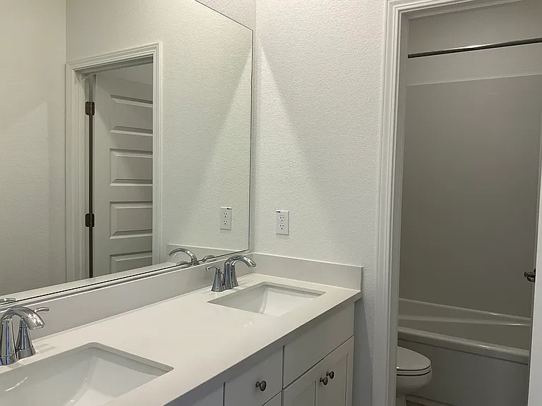 3249 Garibaldi Dr — Photo 13