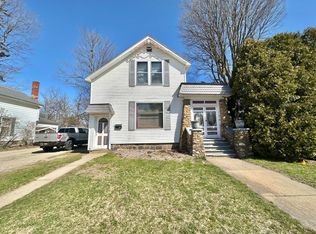 57 E Division St, Sparta, MI 49345