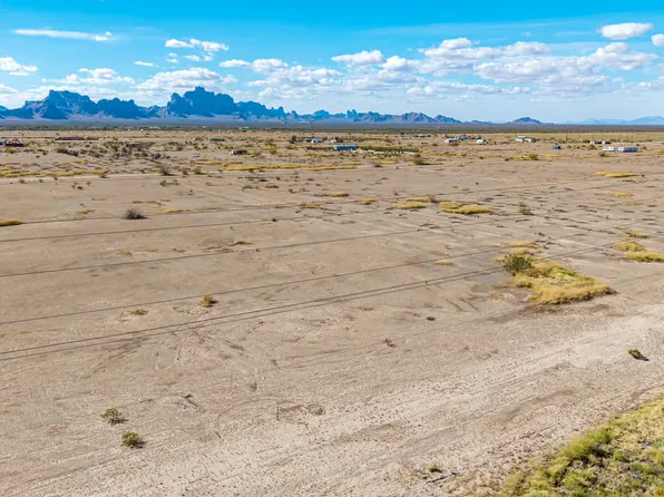 53502 W BASELINE Road #167, Tonopah, AZ 85354