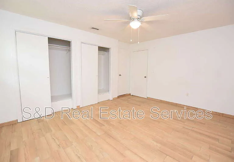 613 Robin Rd #5 — Photo 3