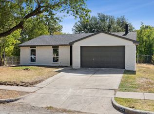 2320 Tallowood Ct, Fort Worth, TX 76131