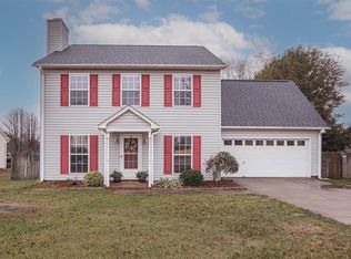 213 Big Fox Ln, Greer, SC 29650