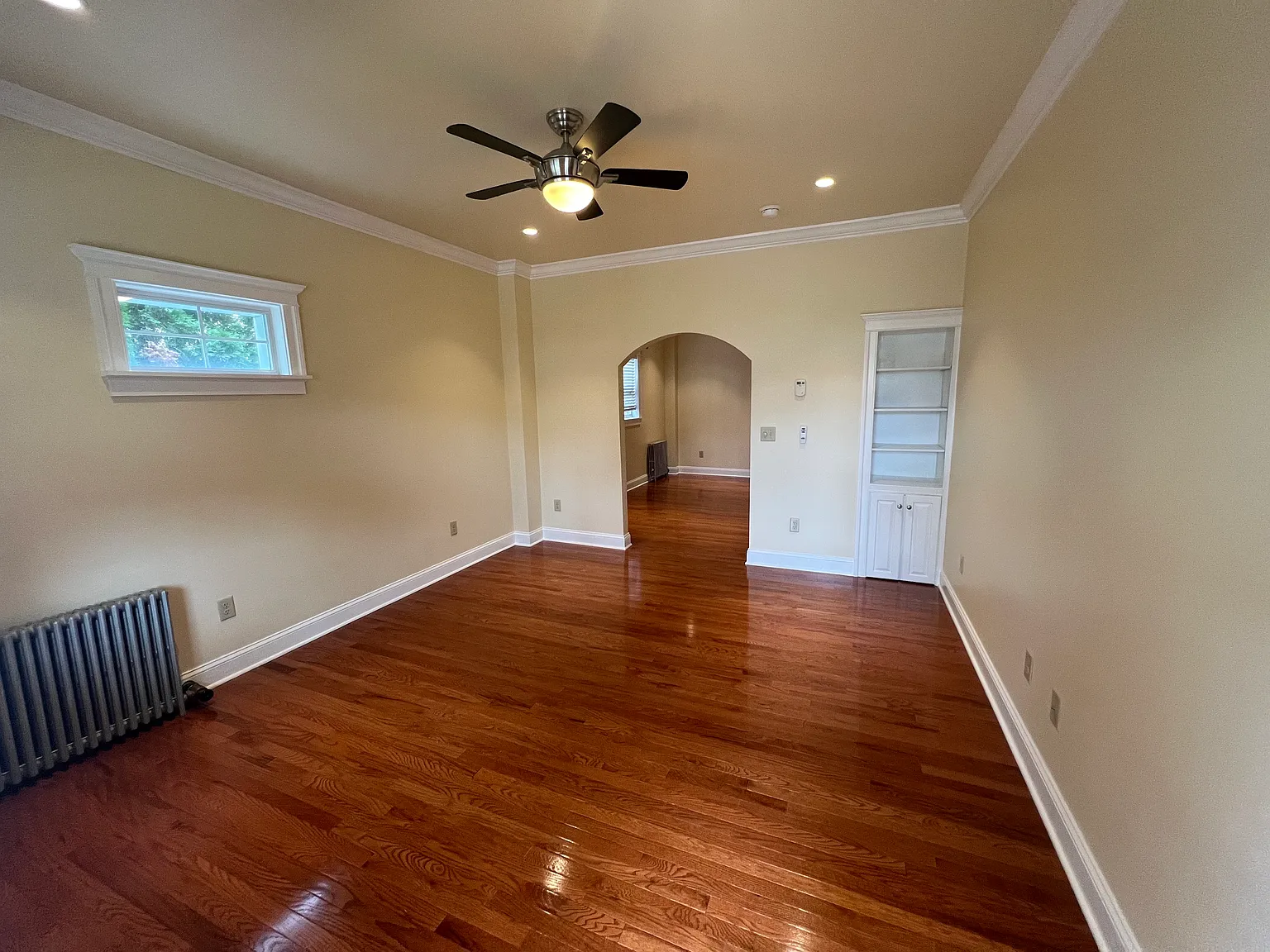 1 bed, 800 sqft, $1,150 — Photo 2