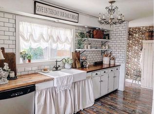 2087 SW Helmholtz Way, Redmond, OR