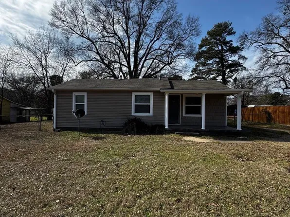 1609 N Kings Hwy, Nash, TX 75569