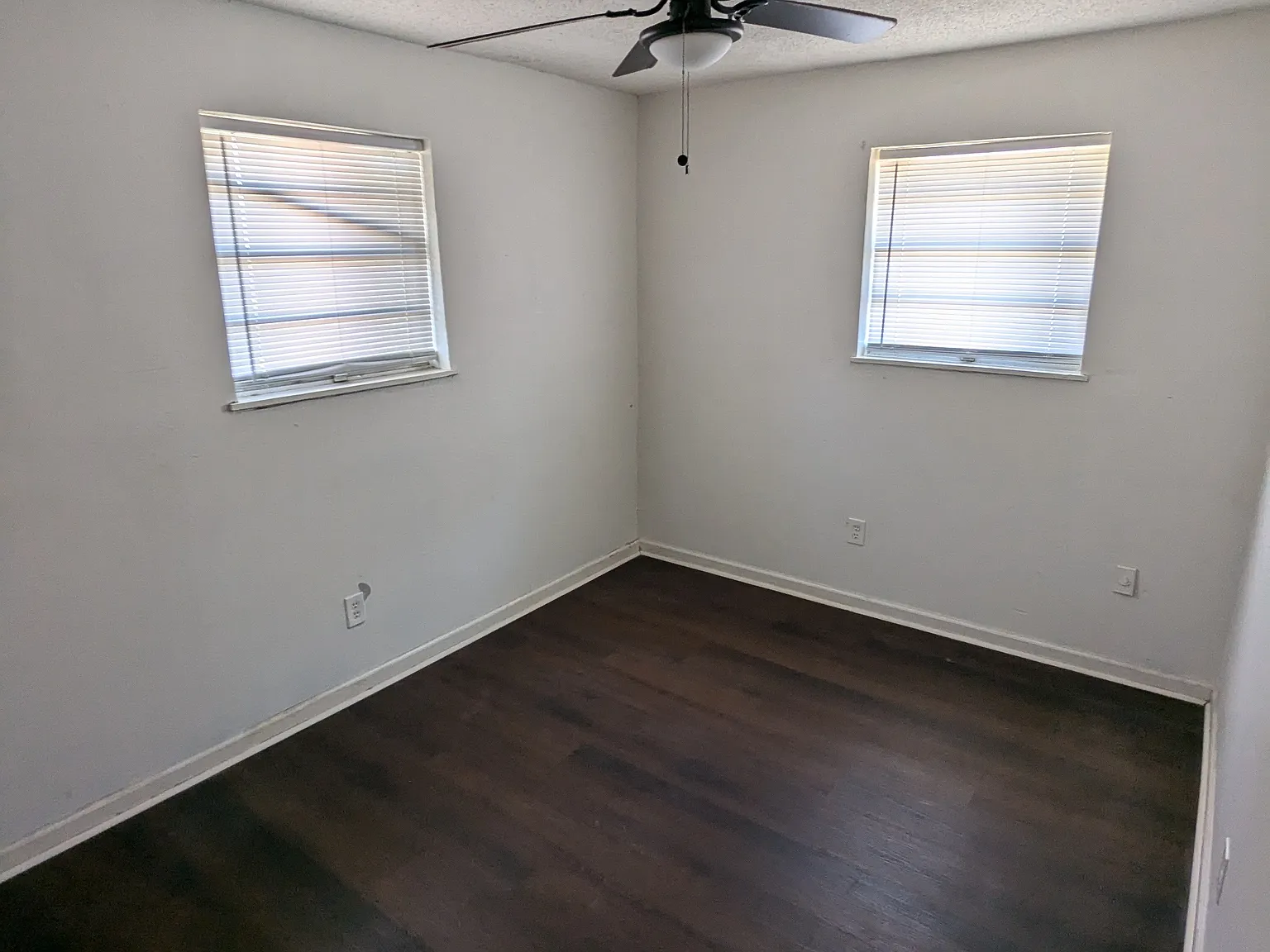 3 bed, 1.5 bath, 1200 sqft, $1,500 — Photo 4