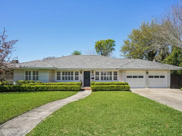 644 Brockenbraugh Ct, Metairie, LA 70005
